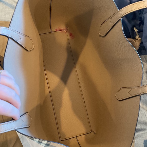 Burberry tote - Picture 3 of 6